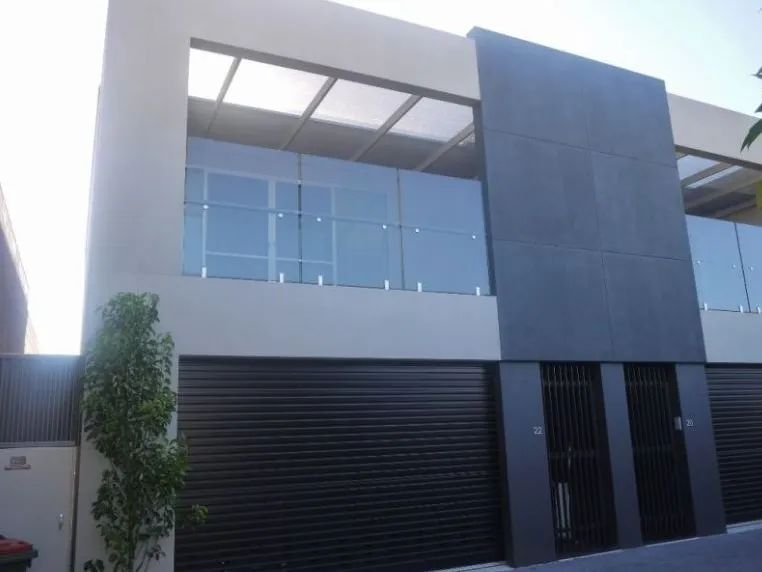 Stunning & Ultra Modern City Townhouse- 3 Bedrooms