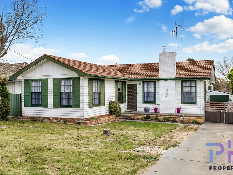 GREAT FAMILY HOME IN FANTASTIC LOCATION