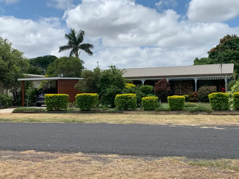 Beautifully Presented Brick Home