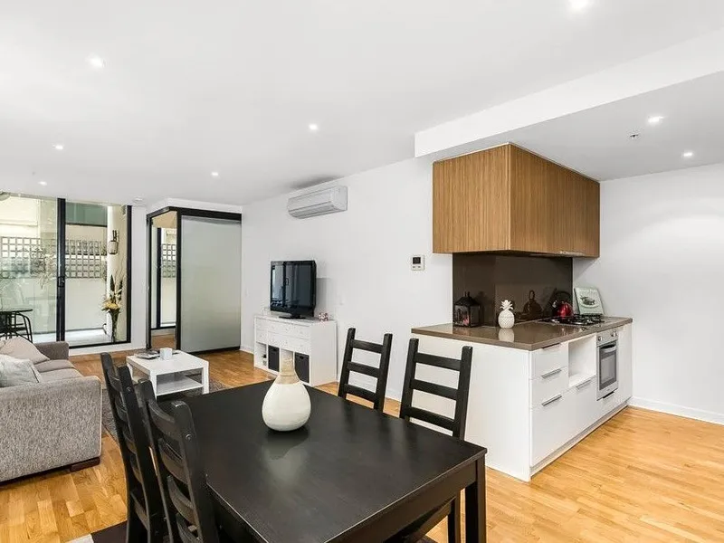 One Bedroom by the Bay
