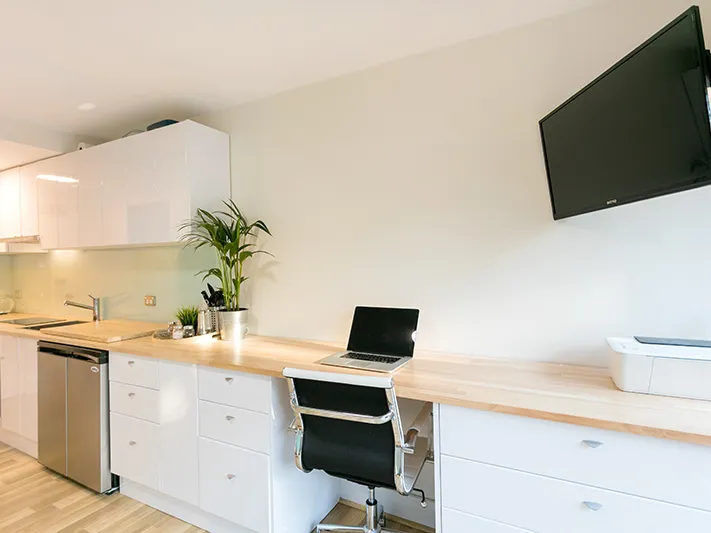 Furnished Studio in Mona Vale