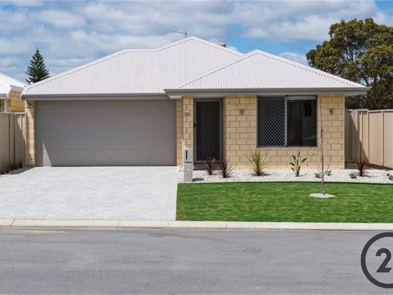 Perfect downsizer in the sought-after Tuckey cove