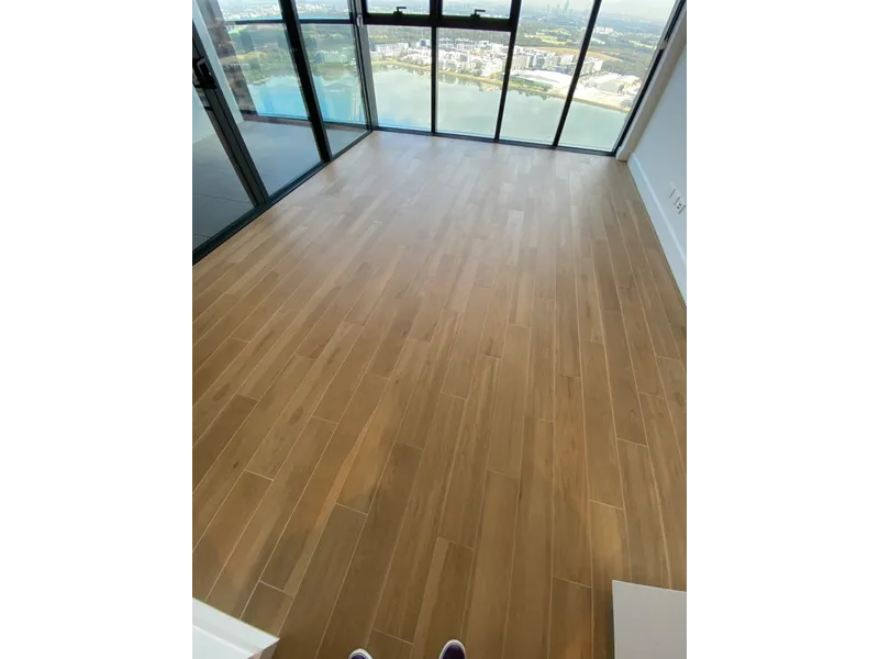 Level 36 Stunning Water view !