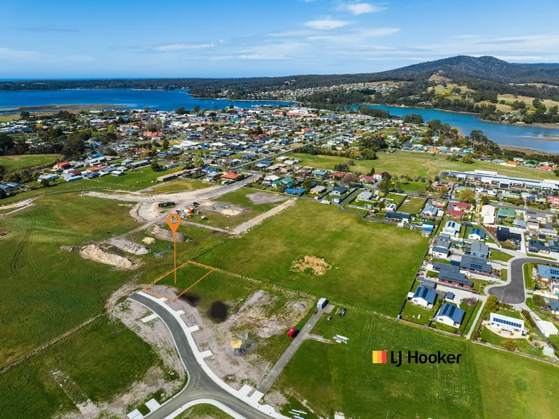 Unveil Your Dream Home on this blank canvas!