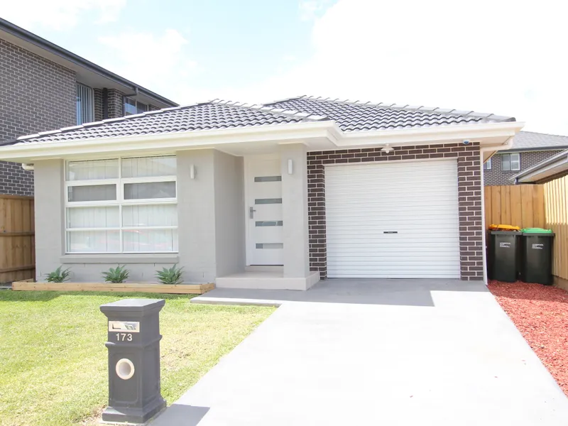 CLOSE TO SCHOOLS AND LOCAL AMENITIES