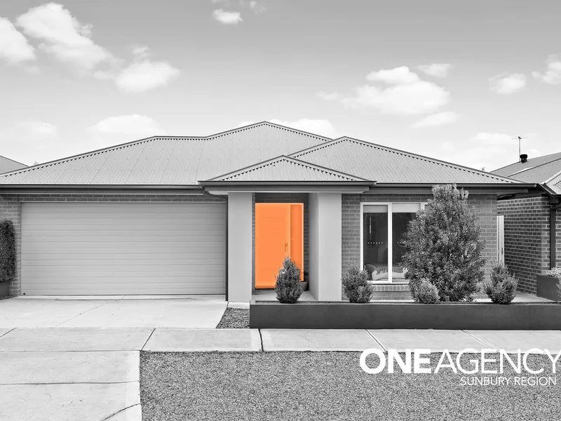 Perfectly Positioned and Nearly New Family home