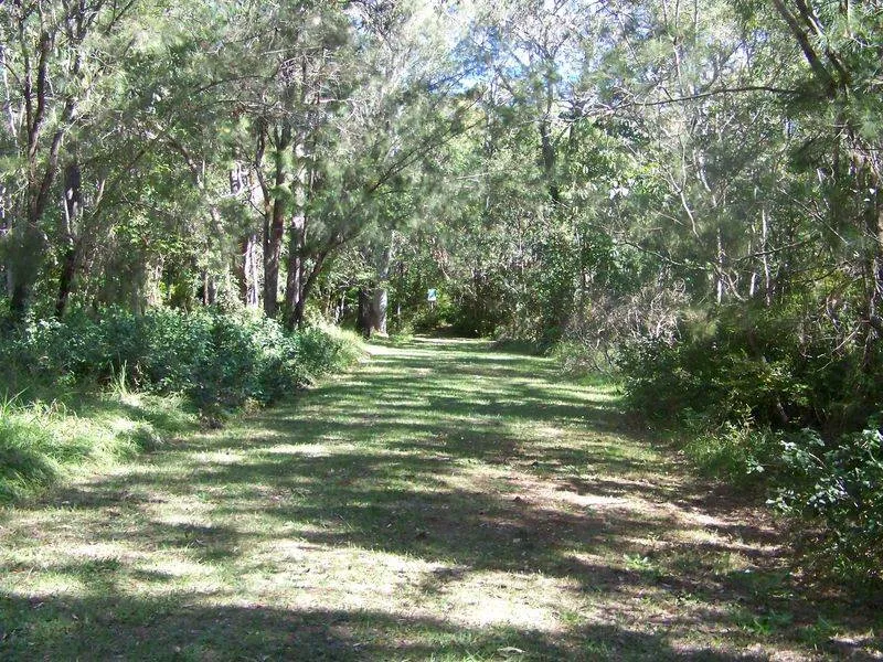 BEAUTIFULL BLOCK NEAR THE BUSLAND RESERVE AND WARD PARK