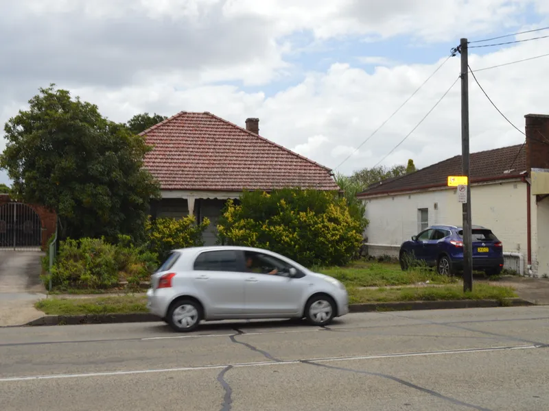 Land value-Deceased Estate- must be sold 