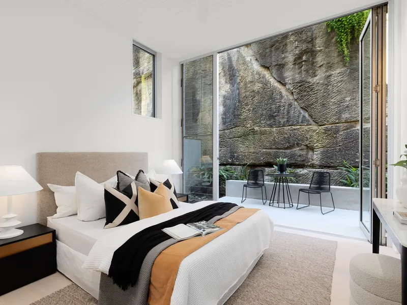 Landmark apartment living steps from Walsh Bay and The Rocks - The Workers Dwellings