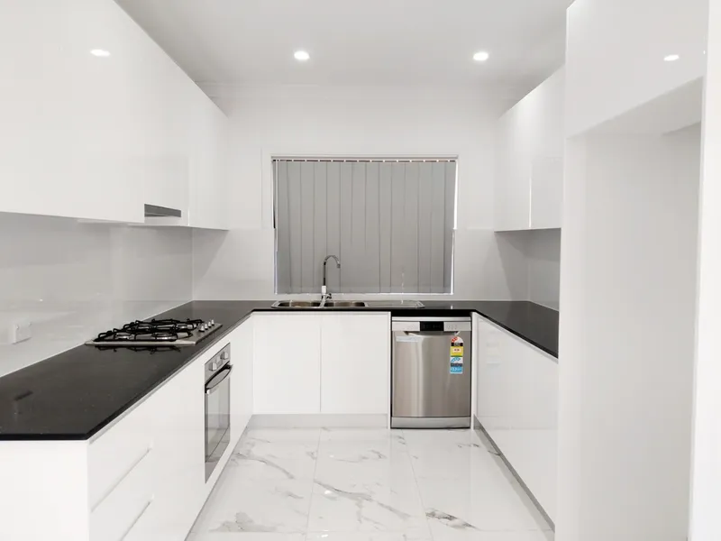 Near New 2 Bedroom Brick Granny Flat