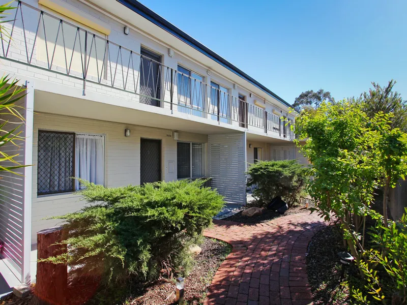 PERFECT LOCATION - JUST BRING YOUR CLOTHES