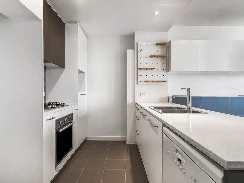 Neat apartment in exceptional locale