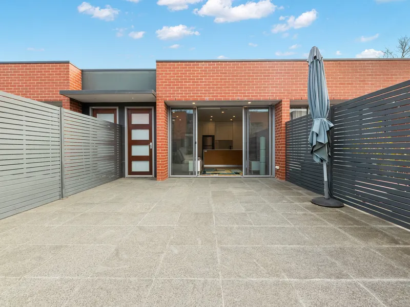 Fantastic courtyard apartment