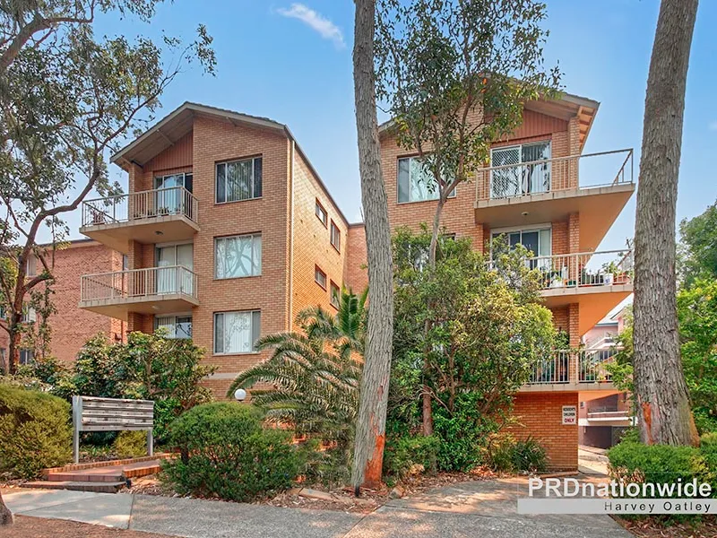 Stylish & Newly Renovated 2 Bedroom Apartment