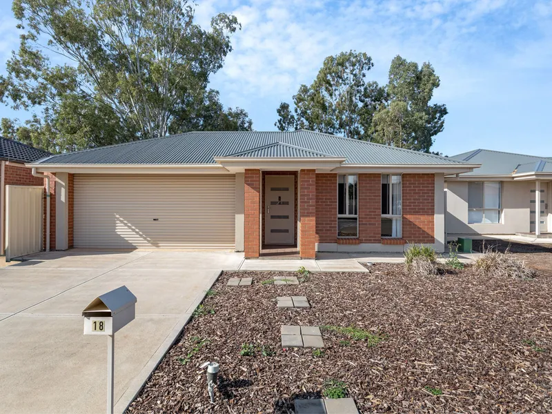 Fantastic Family Living!