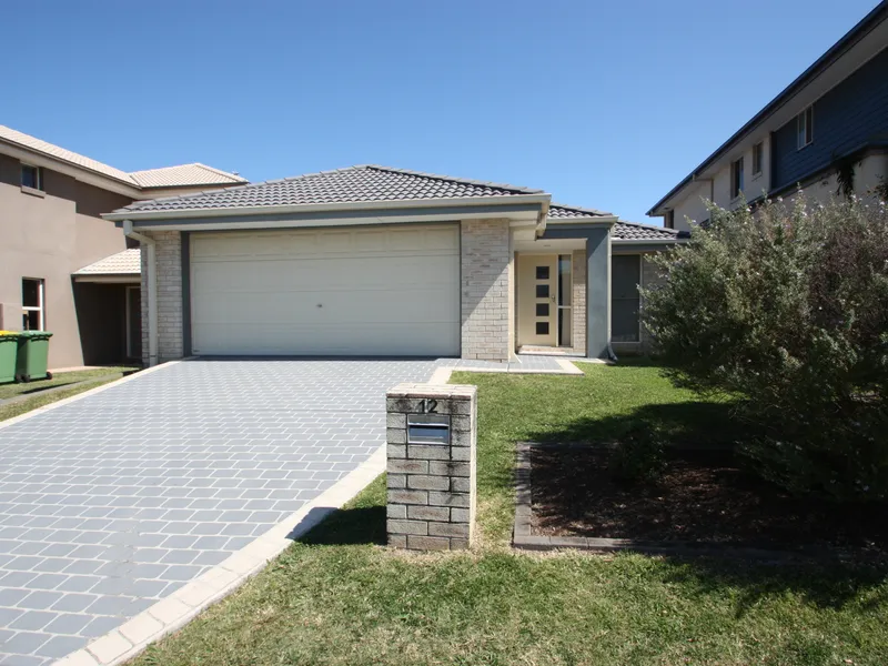 Great size block, entertaining area and two St frontage!