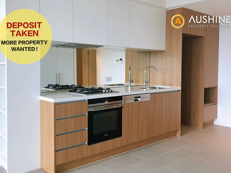 Near New One Bedroom Plus Study + Car Space For Rent