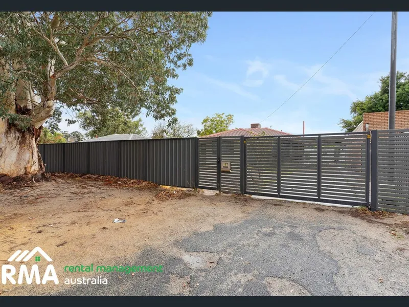 Newly Refurbished - 3 Bed 2 Bath 2 Toilet - Fully Gated