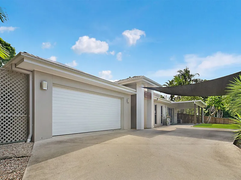 Easy Living, Modern and Spacious Home