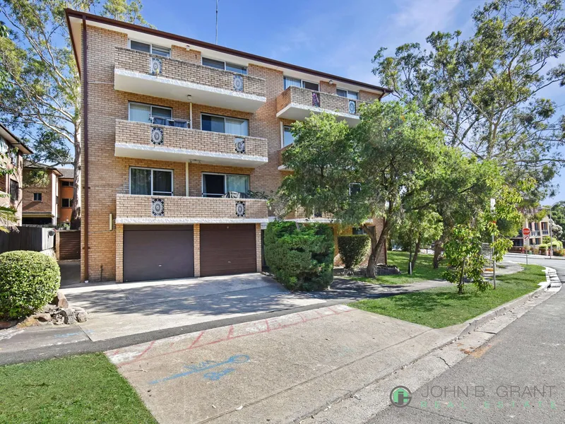 IMMACULATE 2 BEDROOM APARTMENT