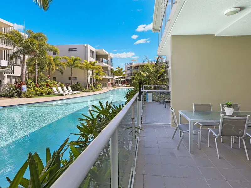 YOUR OWN POOLSIDE VILLA IN THE TROPICAL OASIS OF SAND DUNES RESORT!