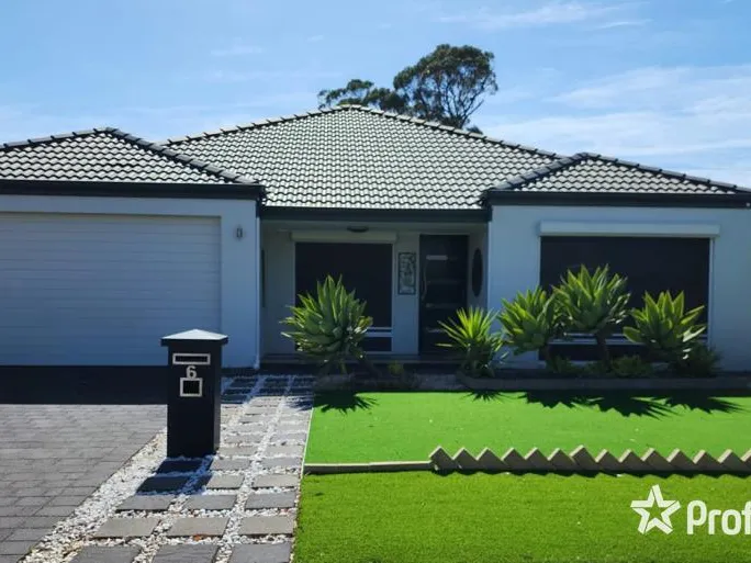 Clean, Neat and Fresh in Great Location