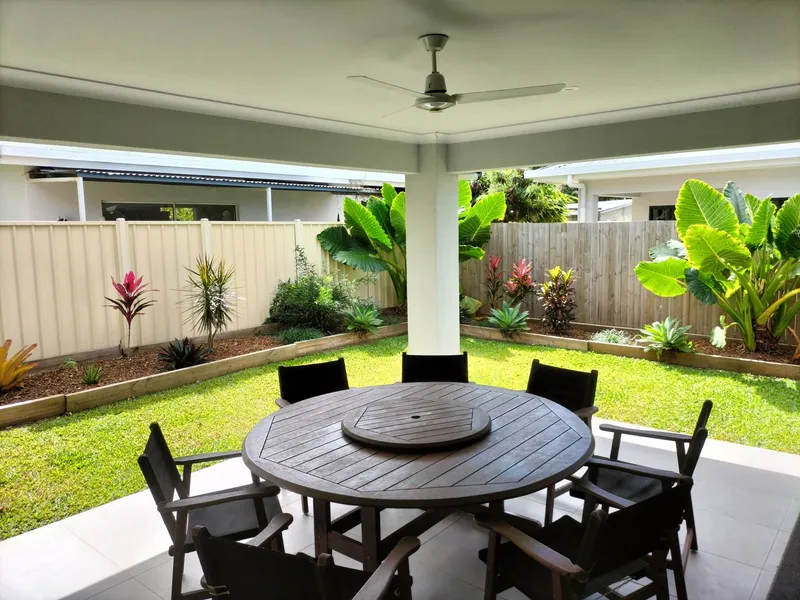 Near new home in the beautiful Kewarra Beach