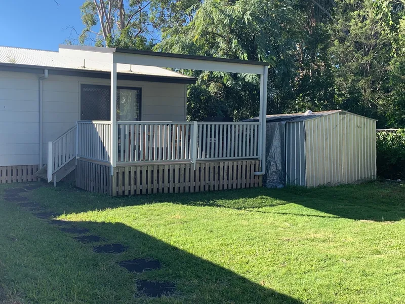 This near new 3 bedroom home is ready for new tenants