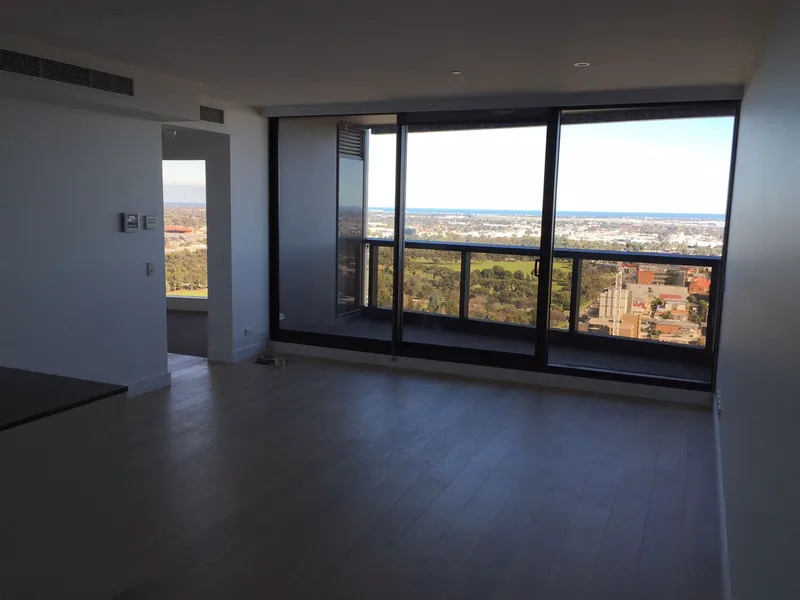 Modern Sub Pent-House Apartment, Adelaide CBD