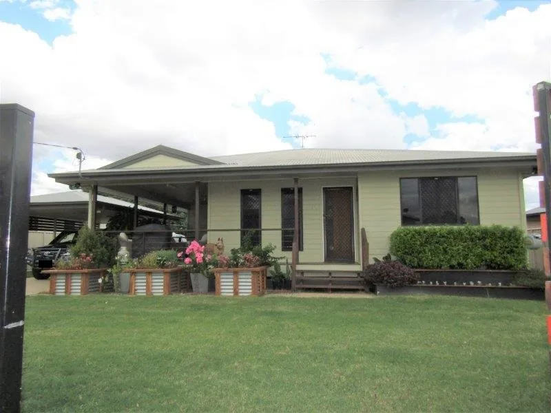 THREE BAY SHED - IMPRESSIVE HOME - AND SO MUCH MORE