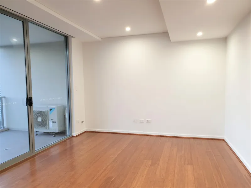 Gorgeous, 2 Bedroom Apartment - Heart Of Bankstown