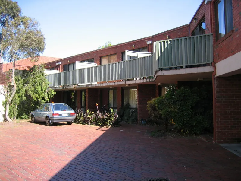 Carlton 3 Bedroom Double Storey Townhouse