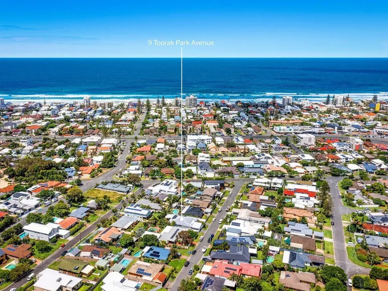 Large Free Flowing Open Plan Home