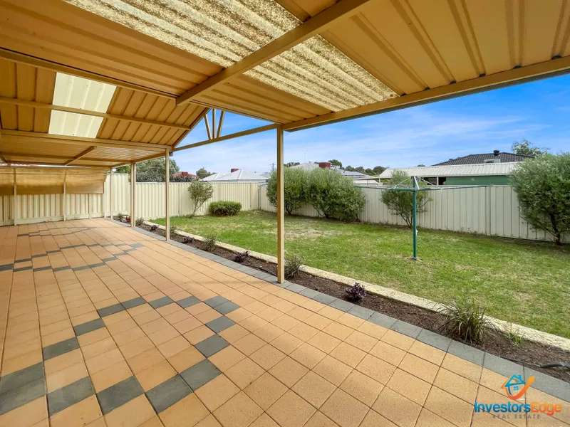 LARGE PATIO & SOLAR PANELS