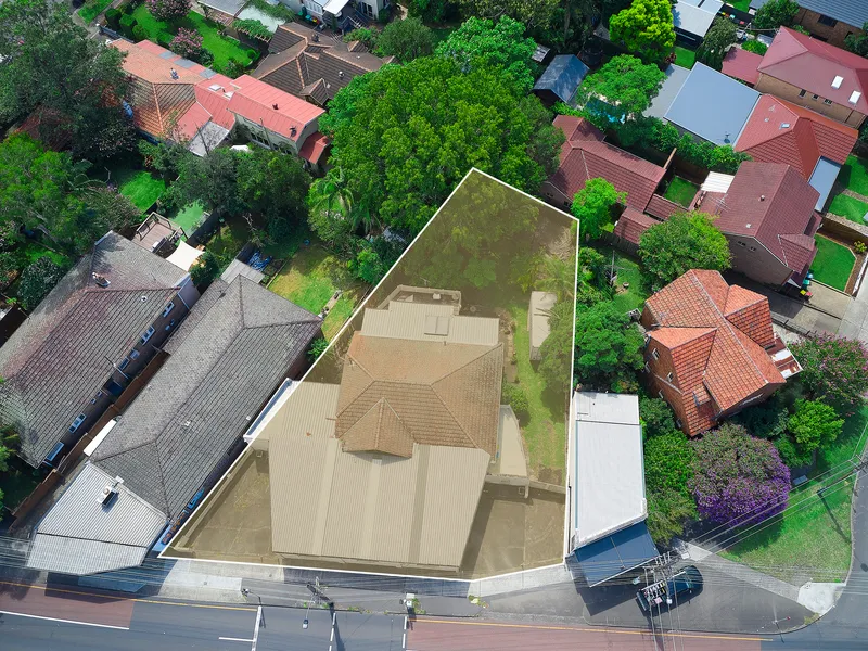 Huge Possibilities ~ House + Workshop