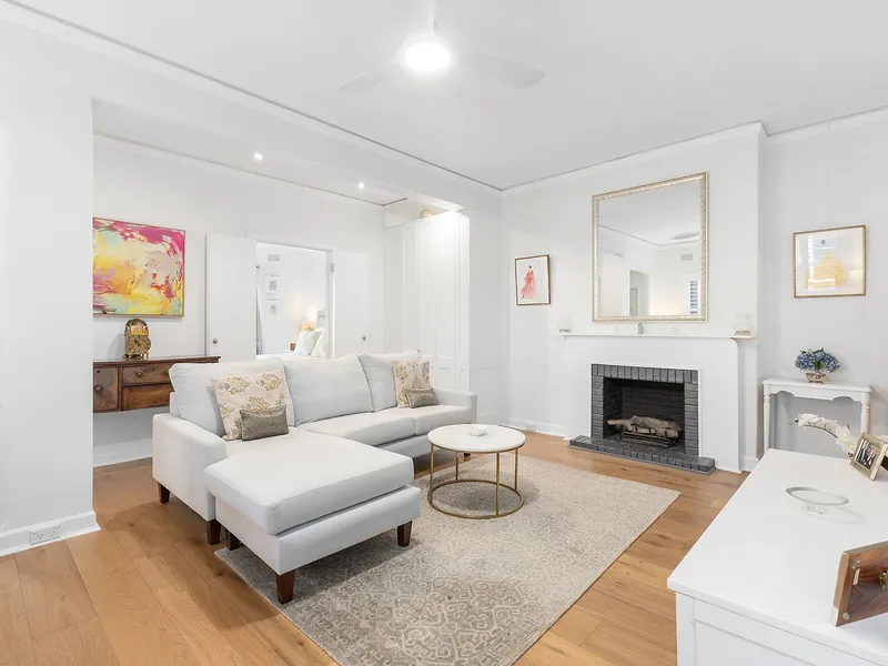 Beautifully renovated apartment offers lifestyle of exceptional convenience