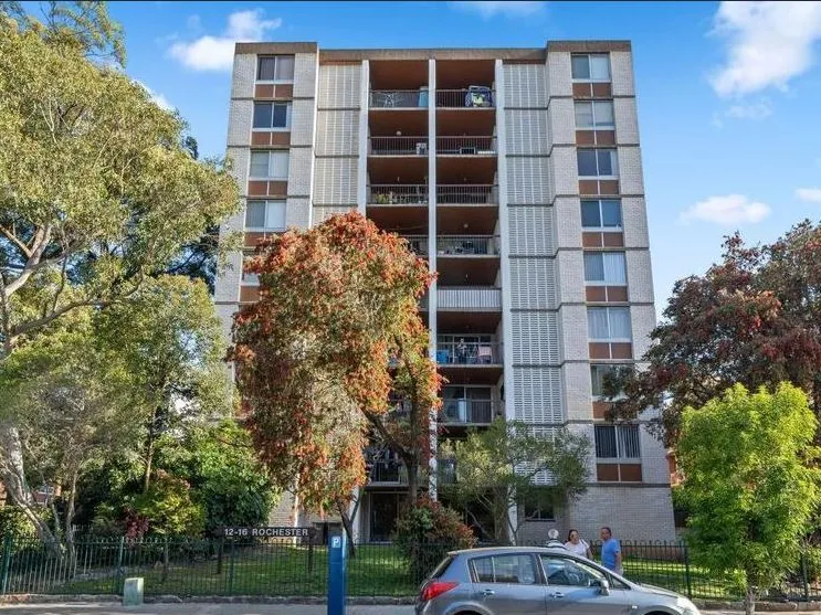 2-bedroom apartment in the Heart of Burwood