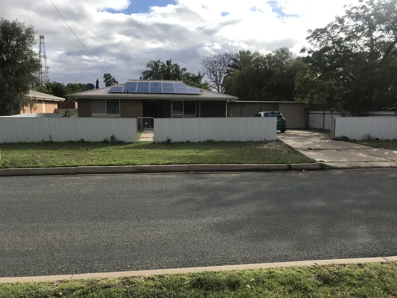 This cute low maintenance home is perfect for downsizers, a young family or an astute investor