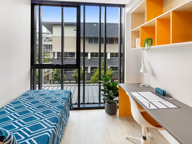 Large Twin Studio - Scape Student Living