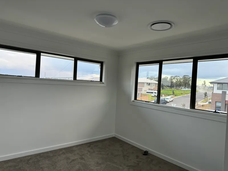 BRAND NEW 5 BEDROOM HOUSE