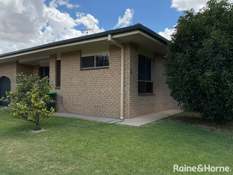 Renovated Unit, walk to C.B.D.