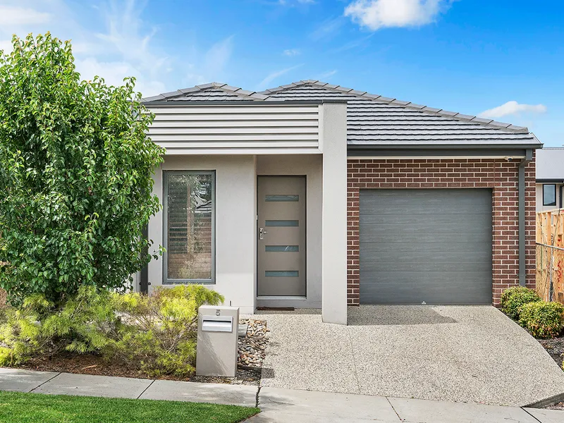 Coburg's convenience at your doorstop.