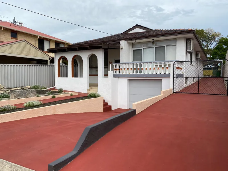 Sale Fallen Through!  so big so different, so much potential  Huge 4 x 2 fam home, 3 living 680sqm blk, sub div pot, parking galore