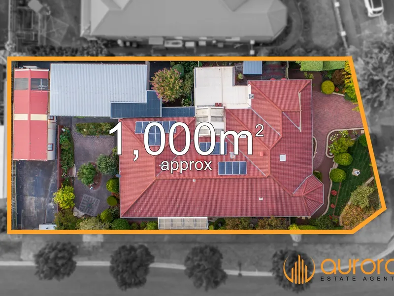 Supersized Family Home With Self-Contained Unit