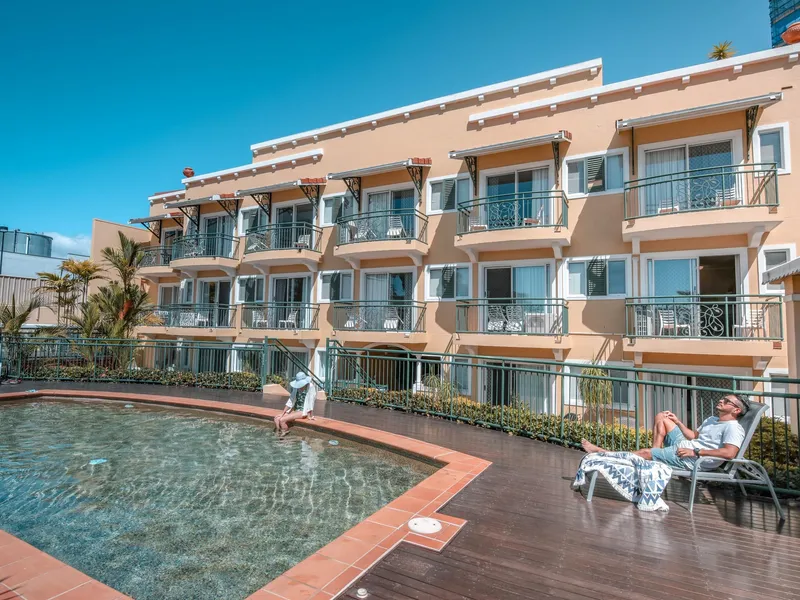 Cairns City Apartment 1 bed with ensuite