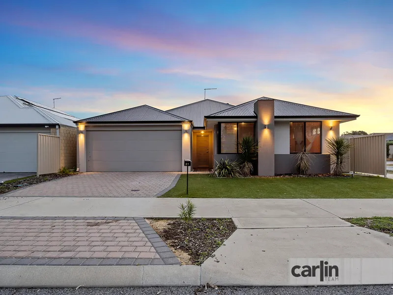 Large Corner Block In Prime Location!