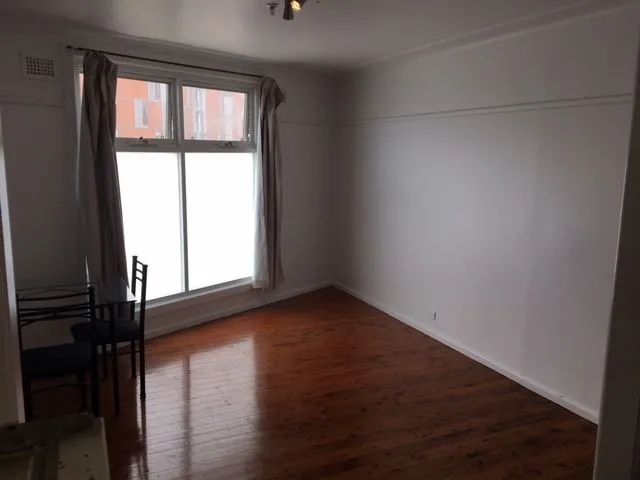 GREAT BEACH 300M - Restaurants, Foodworks, Cafes, Buses