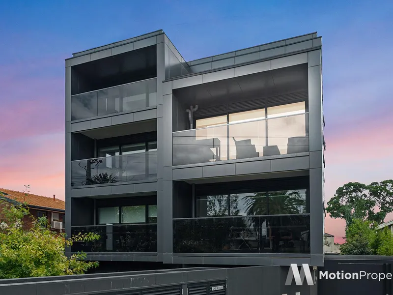 Striking modern style in enviable Armadale.