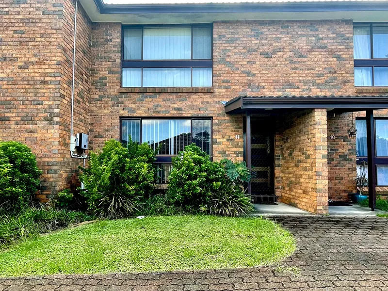 2 BEDROOM VILLA FOR LEASE MACQUARIE FIELDS