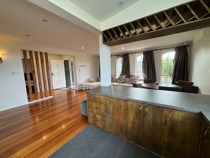 Doncaster East School Zone in quiet location